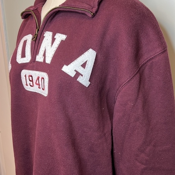 Unisex Iona University Sweatshirt - Picture 7 of 11